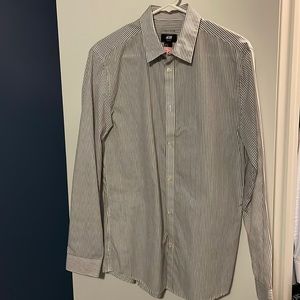 Casual long sleeve button down shirt